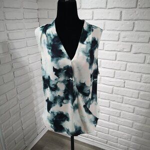 Reitmans The Classic Ladies Size Large Green & Pink Sleeveless Blouse